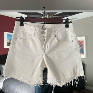 American Eagle White Midi Shorts Size 2